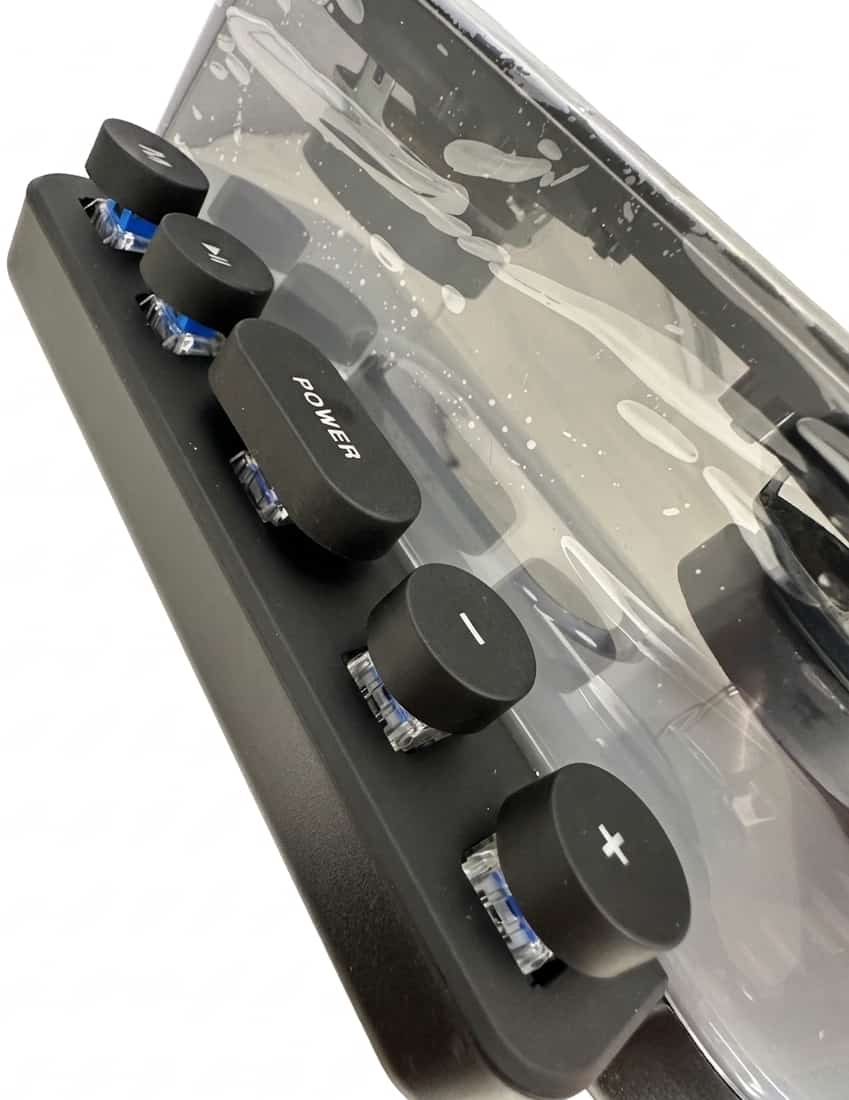 Parlante bluetooth con teclas y modos de colores transparente - Imagen 7