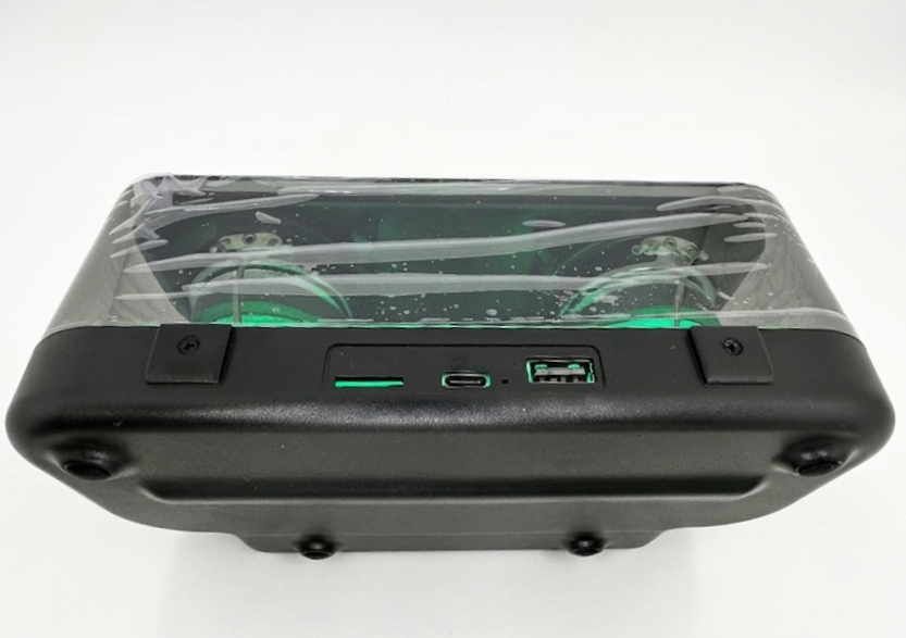 Parlante bluetooth con teclas y modos de colores transparente - Imagen 6
